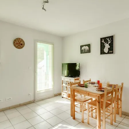 Chalet Duplex 6 Pers, Terrasse, Parking, Proche Telecabine Et Commerces - Fr-1-401-163 *